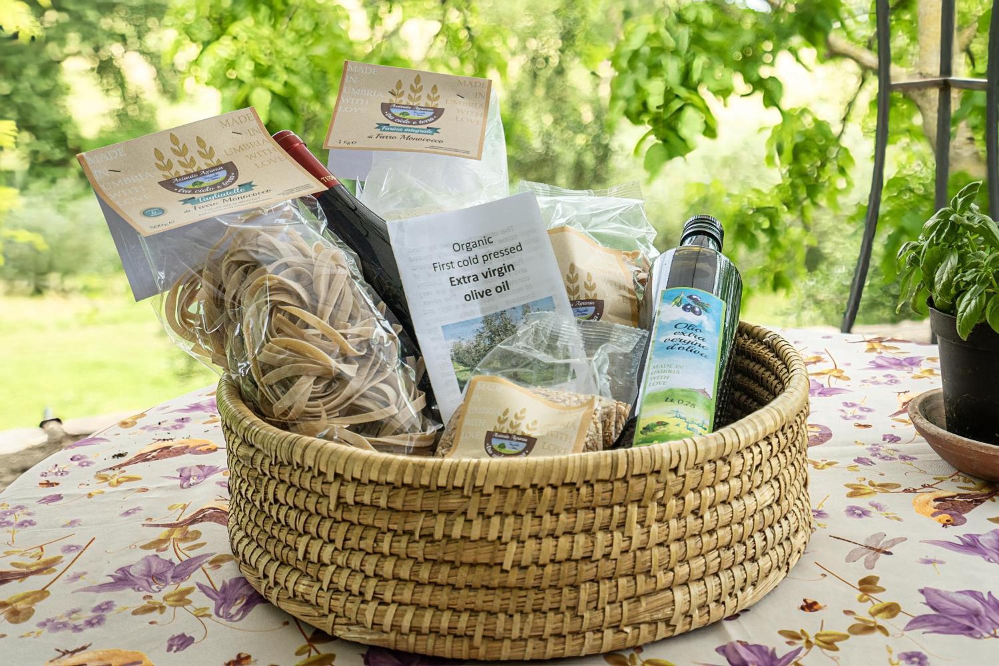 Agriturismo Bio Tra Cielo E Terra Frontignano Zewnętrze zdjęcie